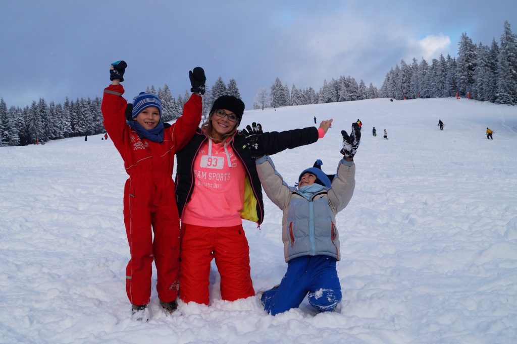 family-having-fun-in-winter